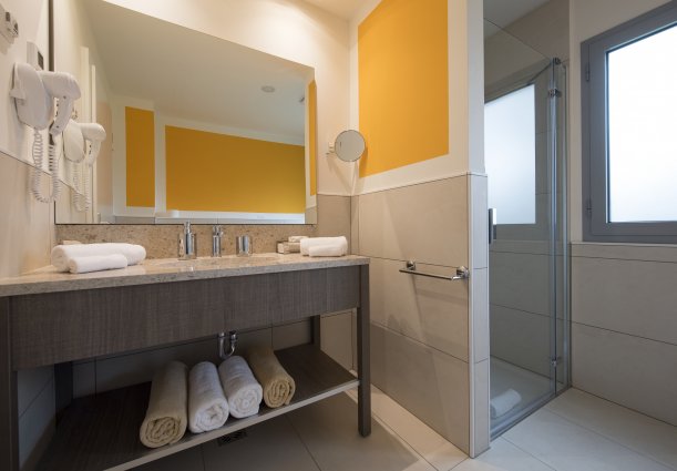 Badkamer in Hotel Crvena Luka Kroatië